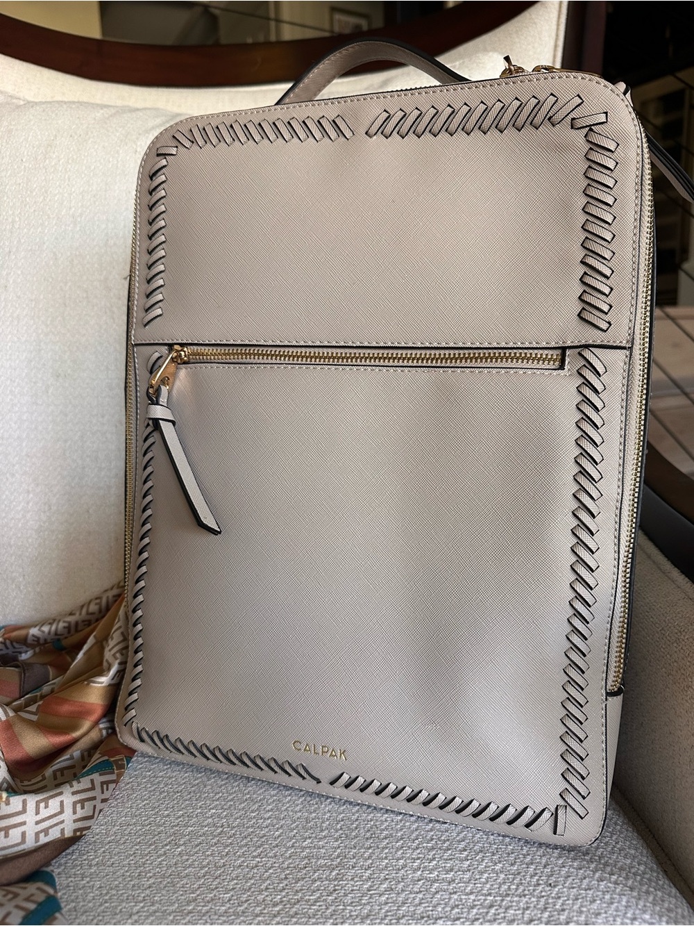 ⭐️LAST CHANCE⭐️ CALPAK 15” Kaya Laptop Backpack in Stone ✈️ - Picture 4 of 16